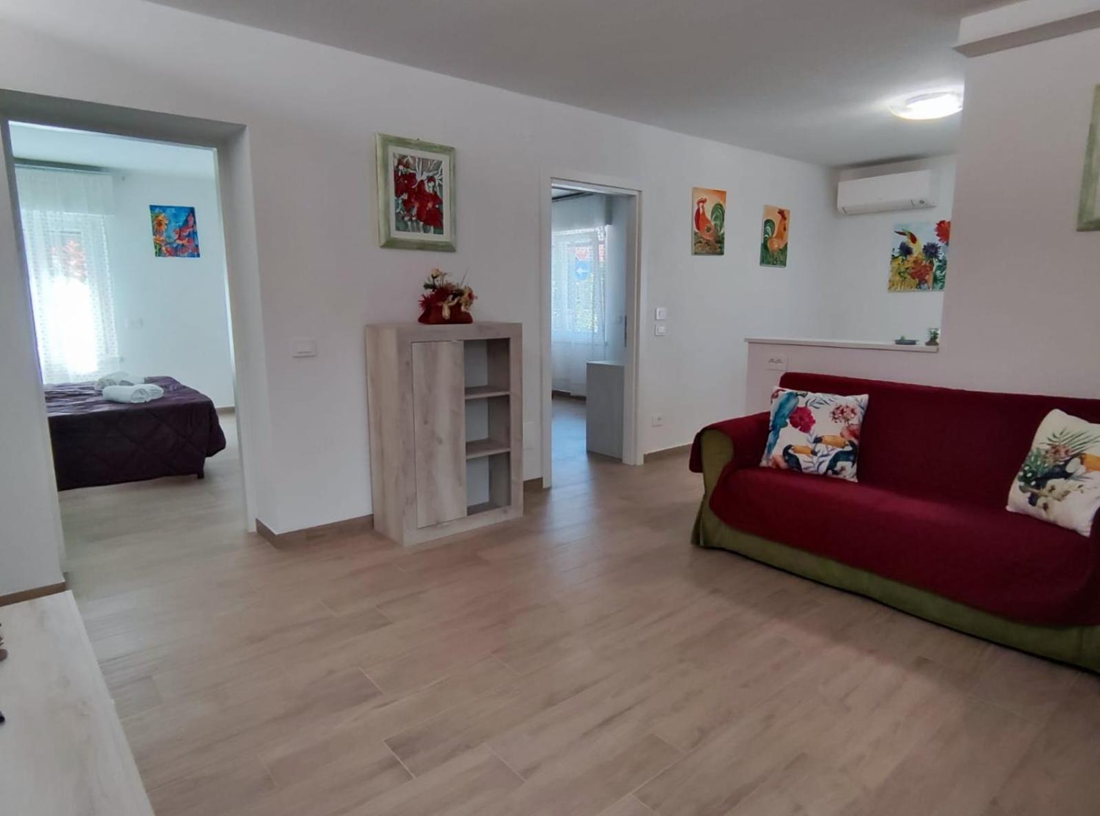 Sweet Apartment - Centre Peschiera del Garda Luaran gambar